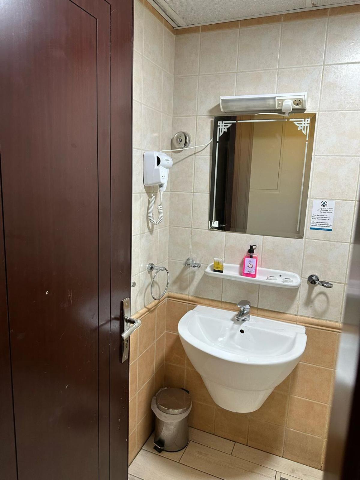Hotel Morjan Almedina Aldhabi For Hospitality Tourism Buitenkant foto